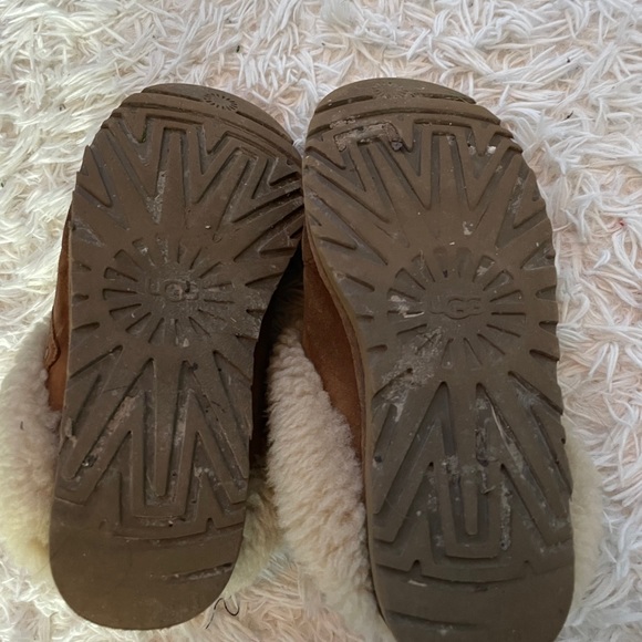 UGG slippers - Picture 4 of 7